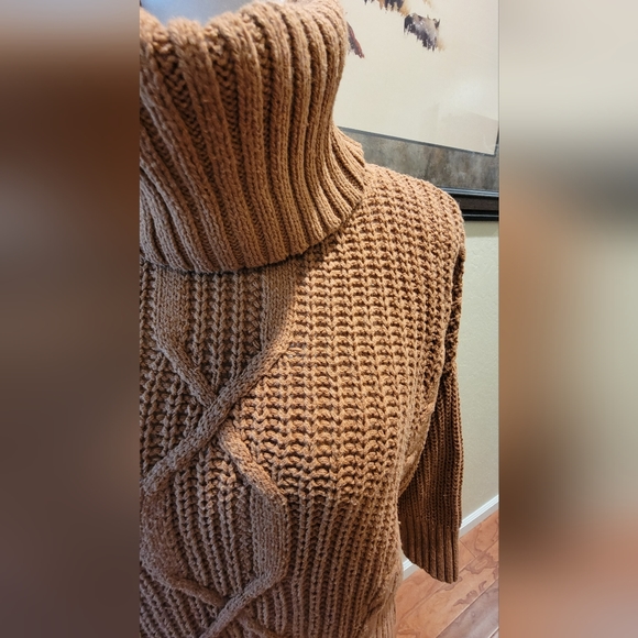 Express Cable Knit Poncho Style Sweater - Size S - Picture 2 of 7